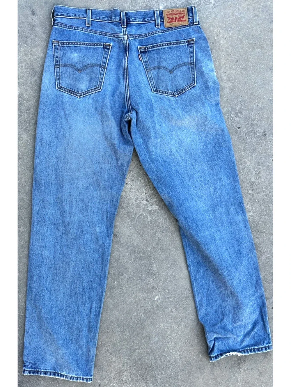 Levis 550 Denim Blue Jens Light Wash Thigh Fade Button Zip Distressed 38Wx36L